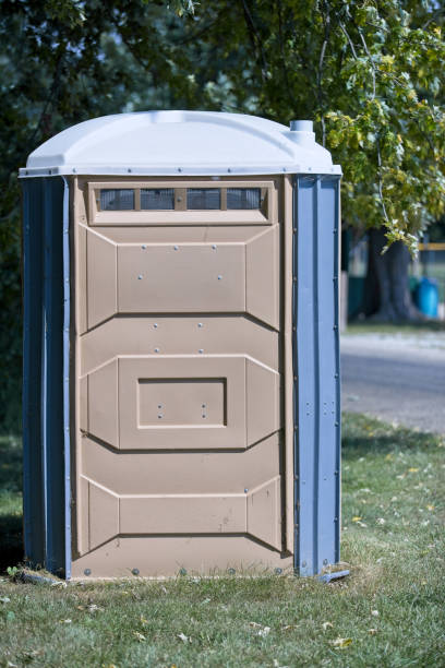 Porta potty delivery and setup in Concord, VA